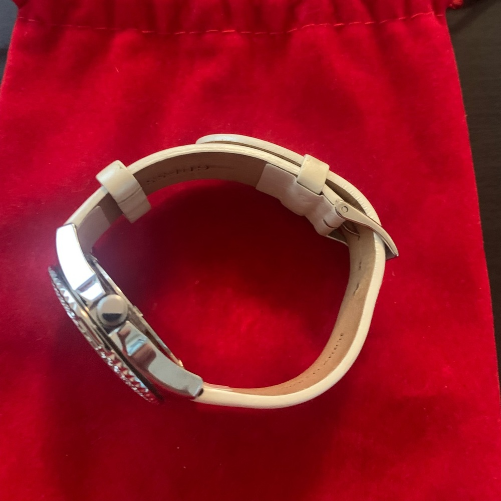guess watch - Picture 3 of 3
